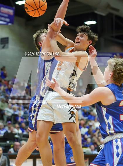 Thumbnail 2 in Richfield vs. Ogden (UHSAA 3A 3rd / 4th Place) photogallery.