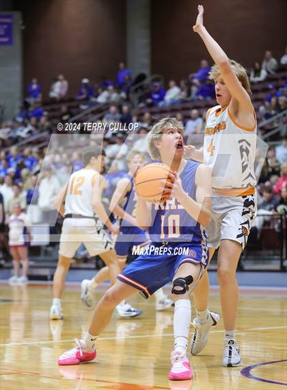 Thumbnail 2 in Richfield vs. Ogden (UHSAA 3A 3rd / 4th Place) photogallery.