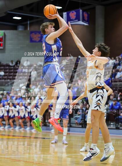Thumbnail 2 in Richfield vs. Ogden (UHSAA 3A 3rd / 4th Place) photogallery.