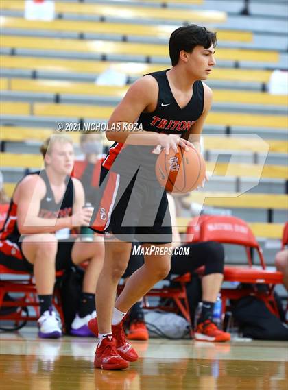 Thumbnail 2 in Damien vs. San Clemente (Mater Dei Extravaganza) photogallery.