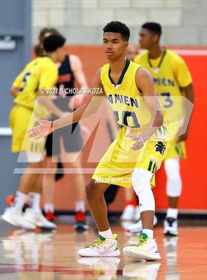 Thumbnail 1 in Damien vs. San Clemente (Mater Dei Extravaganza) photogallery.