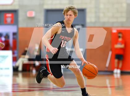 Thumbnail 3 in Damien vs. San Clemente (Mater Dei Extravaganza) photogallery.