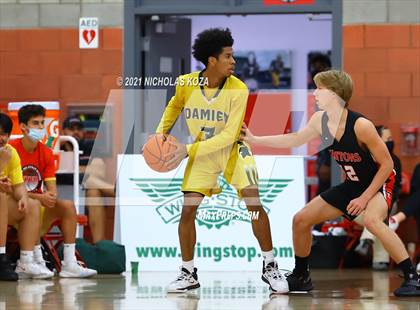 Thumbnail 1 in Damien vs. San Clemente (Mater Dei Extravaganza) photogallery.