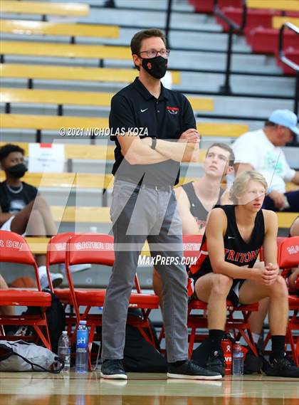 Thumbnail 3 in Damien vs. San Clemente (Mater Dei Extravaganza) photogallery.