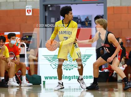 Thumbnail 2 in Damien vs. San Clemente (Mater Dei Extravaganza) photogallery.