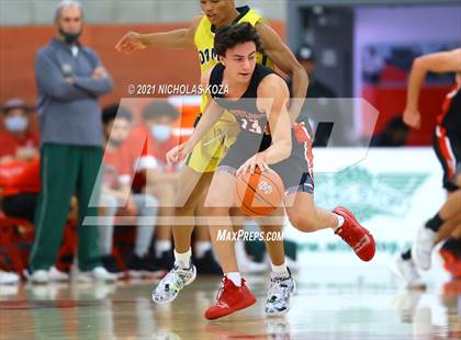 Thumbnail 1 in Damien vs. San Clemente (Mater Dei Extravaganza) photogallery.
