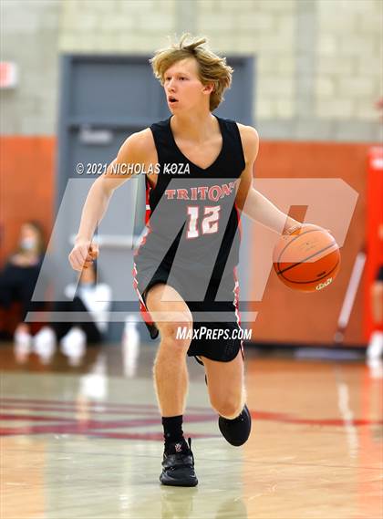 Thumbnail 3 in Damien vs. San Clemente (Mater Dei Extravaganza) photogallery.