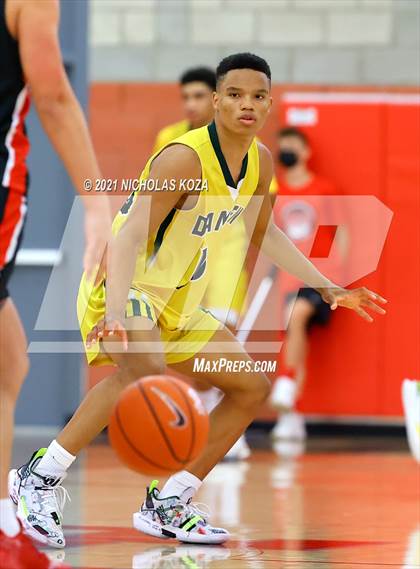 Thumbnail 1 in Damien vs. San Clemente (Mater Dei Extravaganza) photogallery.