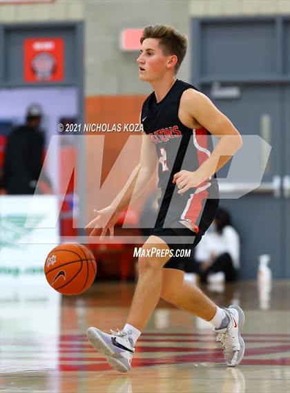 Thumbnail 1 in Damien vs. San Clemente (Mater Dei Extravaganza) photogallery.