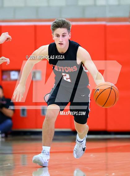 Thumbnail 1 in Damien vs. San Clemente (Mater Dei Extravaganza) photogallery.