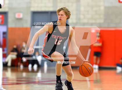 Thumbnail 1 in Damien vs. San Clemente (Mater Dei Extravaganza) photogallery.
