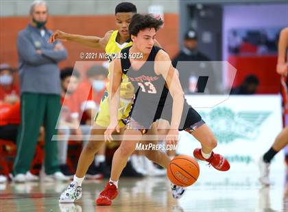 Thumbnail 2 in Damien vs. San Clemente (Mater Dei Extravaganza) photogallery.