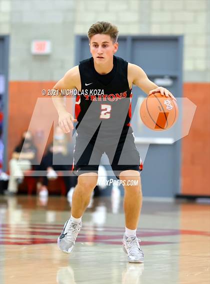 Thumbnail 3 in Damien vs. San Clemente (Mater Dei Extravaganza) photogallery.