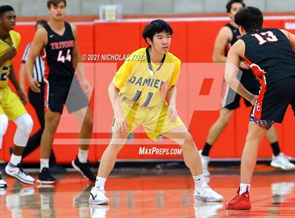 Thumbnail 1 in Damien vs. San Clemente (Mater Dei Extravaganza) photogallery.