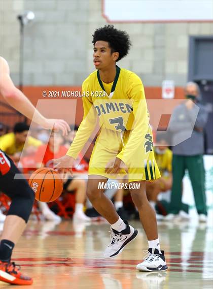 Thumbnail 3 in Damien vs. San Clemente (Mater Dei Extravaganza) photogallery.