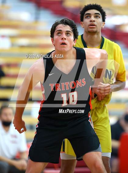 Thumbnail 3 in Damien vs. San Clemente (Mater Dei Extravaganza) photogallery.
