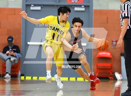 Thumbnail 2 in Damien vs. San Clemente (Mater Dei Extravaganza) photogallery.