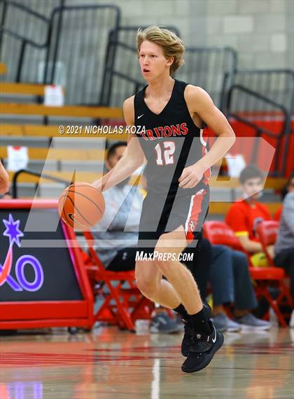 Thumbnail 3 in Damien vs. San Clemente (Mater Dei Extravaganza) photogallery.