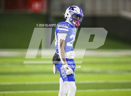 Thumbnail 2 in Carthage @ Krum (UIL Football 4A D2 Region 2 Area Playoff) photogallery.
