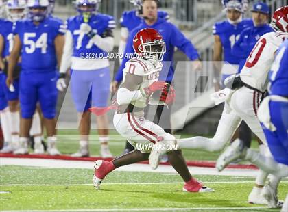 Thumbnail 1 in Carthage @ Krum (UIL Football 4A D2 Region 2 Area Playoff) photogallery.