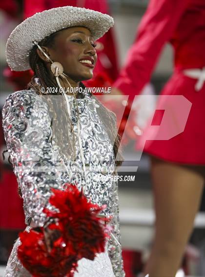 Thumbnail 2 in Carthage @ Krum (UIL Football 4A D2 Region 2 Area Playoff) photogallery.