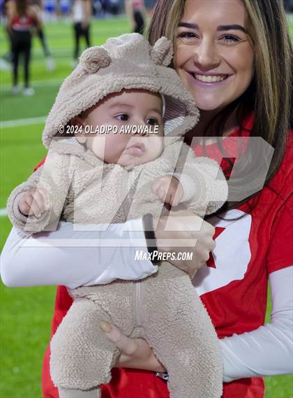 Thumbnail 3 in Carthage @ Krum (UIL Football 4A D2 Region 2 Area Playoff) photogallery.