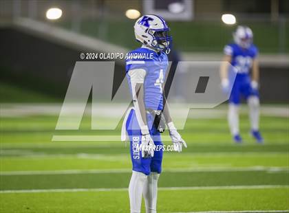 Thumbnail 1 in Carthage @ Krum (UIL Football 4A D2 Region 2 Area Playoff) photogallery.