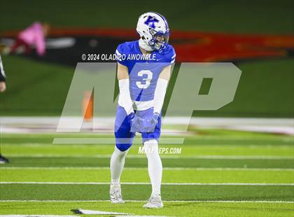 Thumbnail 2 in Carthage @ Krum (UIL Football 4A D2 Region 2 Area Playoff) photogallery.