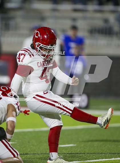 Thumbnail 3 in Carthage @ Krum (UIL Football 4A D2 Region 2 Area Playoff) photogallery.