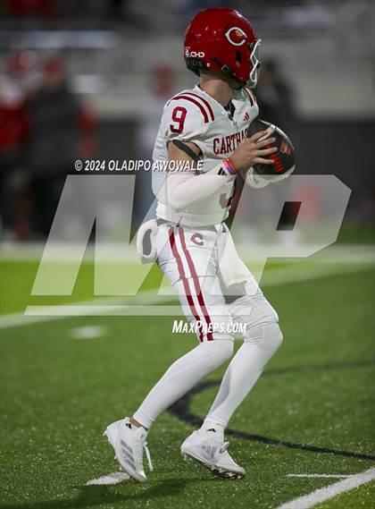 Thumbnail 1 in Carthage @ Krum (UIL Football 4A D2 Region 2 Area Playoff) photogallery.