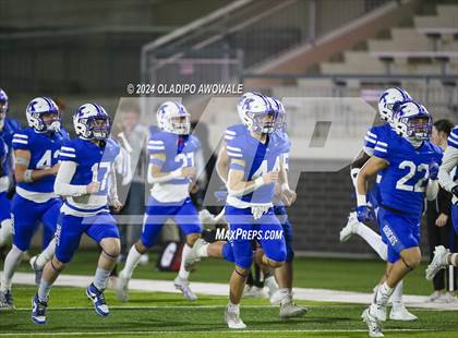 Thumbnail 1 in Carthage @ Krum (UIL Football 4A D2 Region 2 Area Playoff) photogallery.