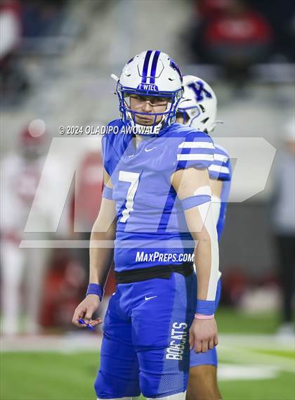 Thumbnail 3 in Carthage @ Krum (UIL Football 4A D2 Region 2 Area Playoff) photogallery.