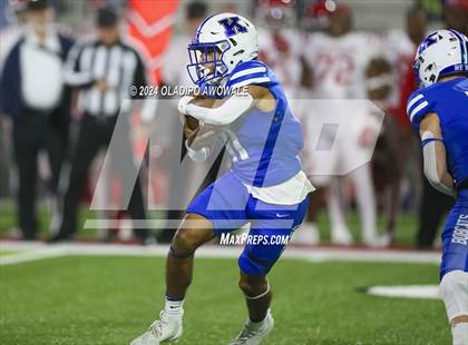 Thumbnail 2 in Carthage @ Krum (UIL Football 4A D2 Region 2 Area Playoff) photogallery.