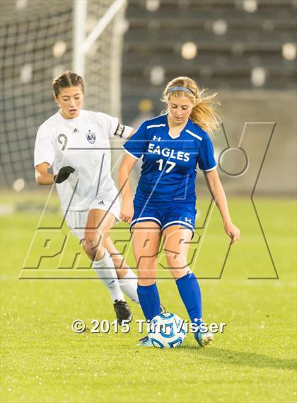 Thumbnail 3 in Broomfield vs. Grandview (CHSAA 5A Final) photogallery.