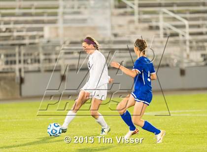 Thumbnail 3 in Broomfield vs. Grandview (CHSAA 5A Final) photogallery.