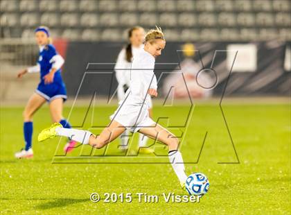 Thumbnail 2 in Broomfield vs. Grandview (CHSAA 5A Final) photogallery.
