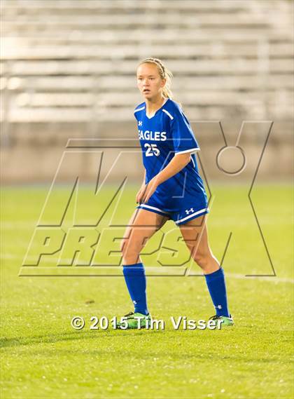 Thumbnail 2 in Broomfield vs. Grandview (CHSAA 5A Final) photogallery.