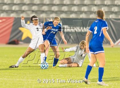Thumbnail 2 in Broomfield vs. Grandview (CHSAA 5A Final) photogallery.
