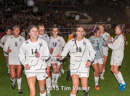 Thumbnail 3 in Broomfield vs. Grandview (CHSAA 5A Final) photogallery.