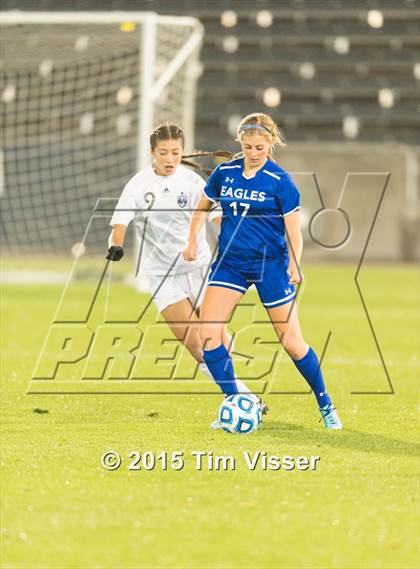 Thumbnail 2 in Broomfield vs. Grandview (CHSAA 5A Final) photogallery.
