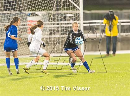 Thumbnail 3 in Broomfield vs. Grandview (CHSAA 5A Final) photogallery.
