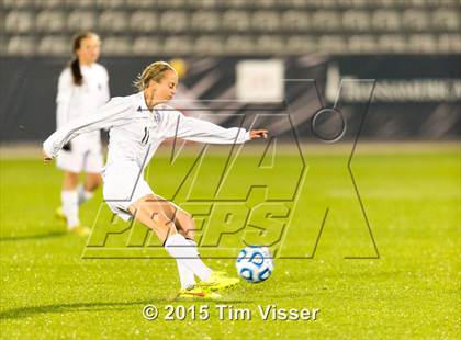 Thumbnail 3 in Broomfield vs. Grandview (CHSAA 5A Final) photogallery.