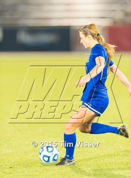 Thumbnail 2 in Broomfield vs. Grandview (CHSAA 5A Final) photogallery.