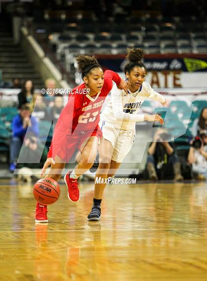 Thumbnail 3 in Grandview vs. Regis Jesuit (CHSAA 5A Final) photogallery.