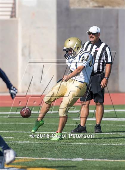 Thumbnail 2 in Los Osos @ Carter  photogallery.