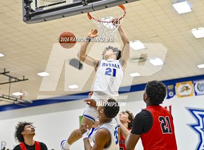 Thumbnail 2 in North Central @ Hamilton Southeastern photogallery.