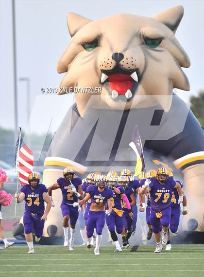 Thumbnail 2 in Canton vs. Godley photogallery.