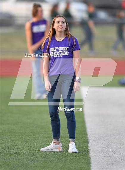 Thumbnail 2 in Canton vs. Godley photogallery.