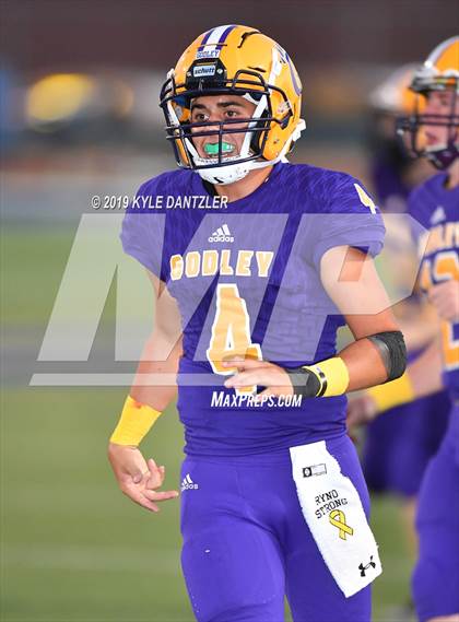 Thumbnail 2 in Canton vs. Godley photogallery.