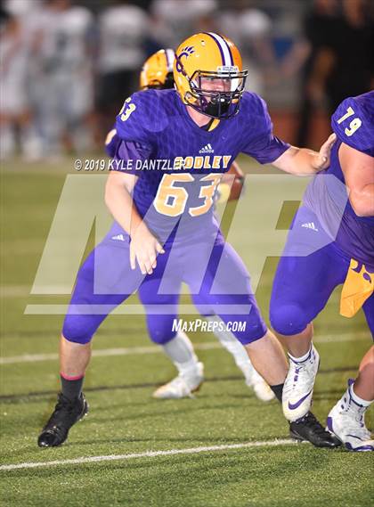Thumbnail 3 in Canton vs. Godley photogallery.